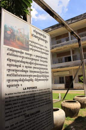 One of the torturing devices that used water to extract confessions from prisoners. 